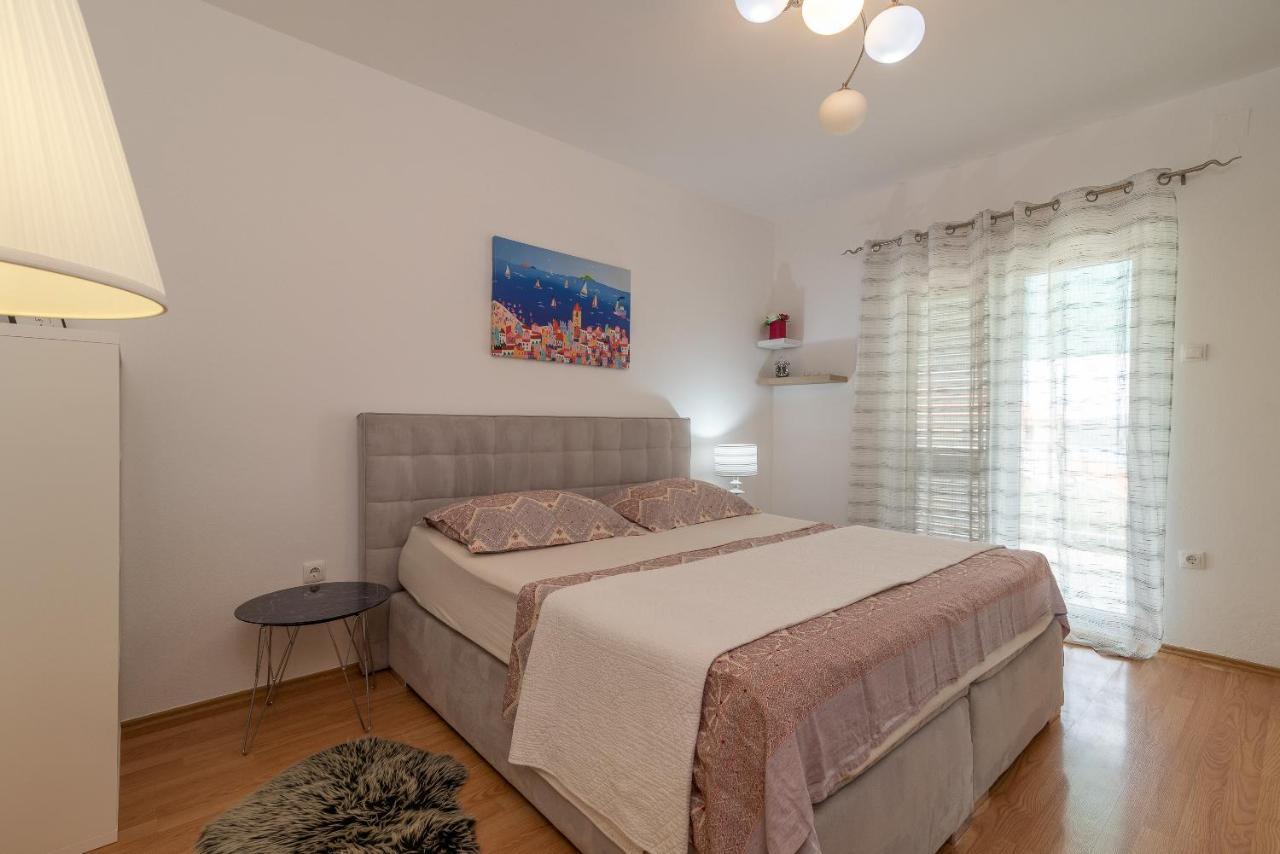 Apartments Fani Трогир Экстерьер фото