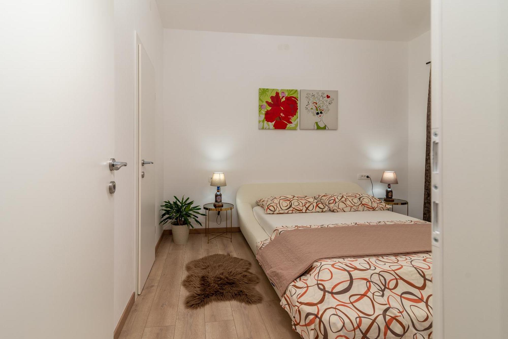 Apartments Fani Трогир Экстерьер фото