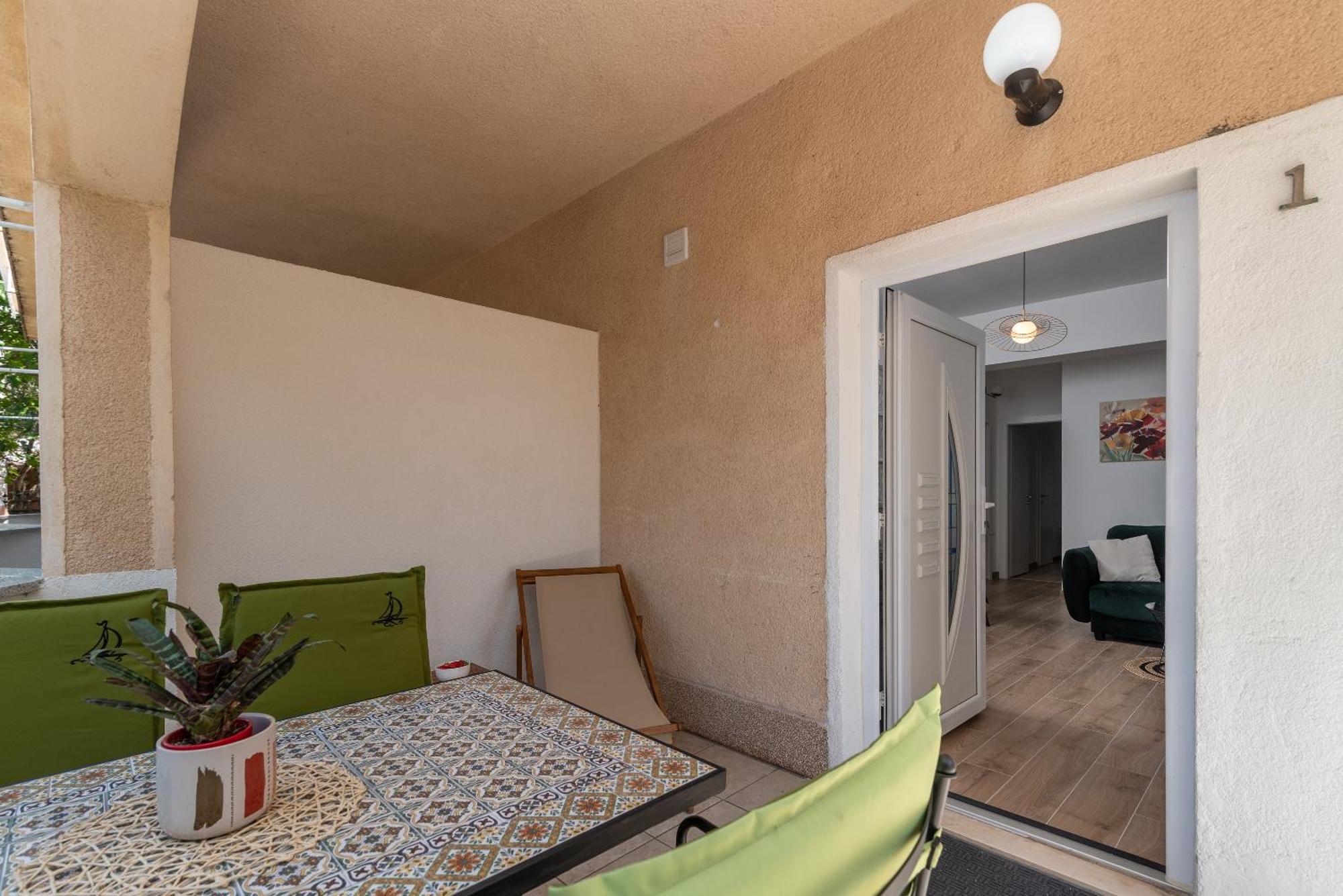 Apartments Fani Трогир Экстерьер фото